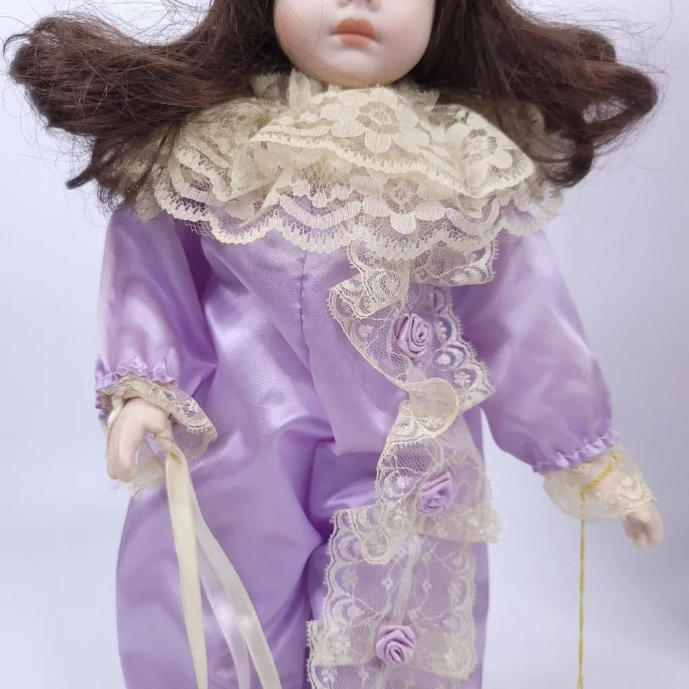 The Ashton-Drake Galleries Porcelain Doll IN BOX Brinns 1989 Collectible Edition